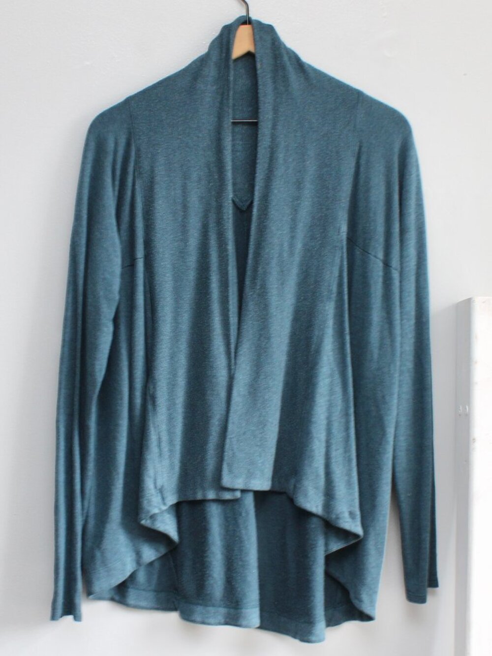 Athleta Nirvana Wear Two Ways Wrap Teal Open-Front Cardigan Sweater Size Medium